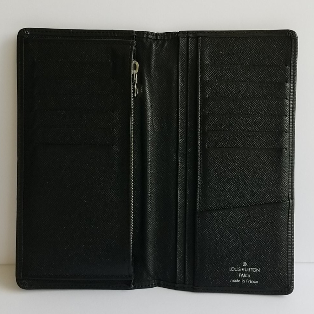 Louis Vuitton Brazza Wallet Epi Black Unisex - Picture 13 of 15